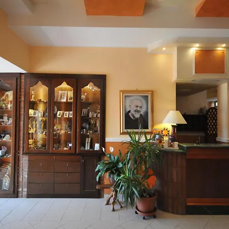 La Solaria Hotel