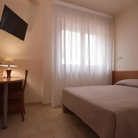 E La Solaria 3*