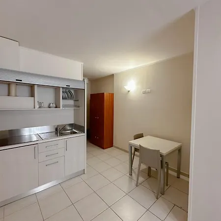 E La Solaria