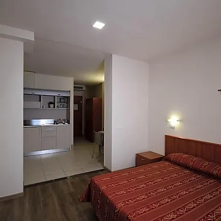 E La Solaria Con Parcheggio Gratuito A 450 Mt Dalla Nuova Basilica Di Padre Pio Hotel