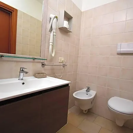 E La Solaria Con Parcheggio Gratuito A 450 Mt Dalla Nuova Basilica Di Padre Pio Hotel San Giovanni Rotondo