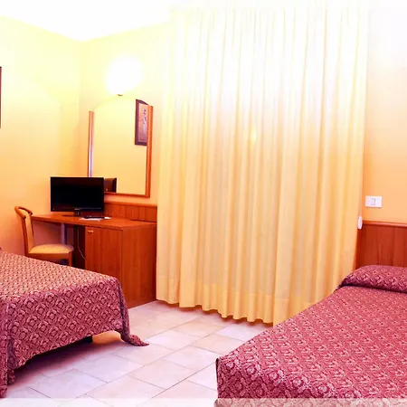 E La Solaria 3* سان جيوفاني روتوندو